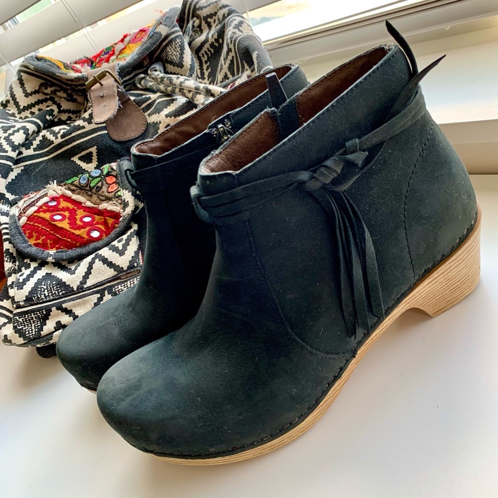 🐘 Dansko Black Leather Clog booties 38 7.5 8 🐘